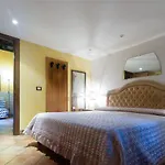 Vatican Low Cost Apartman