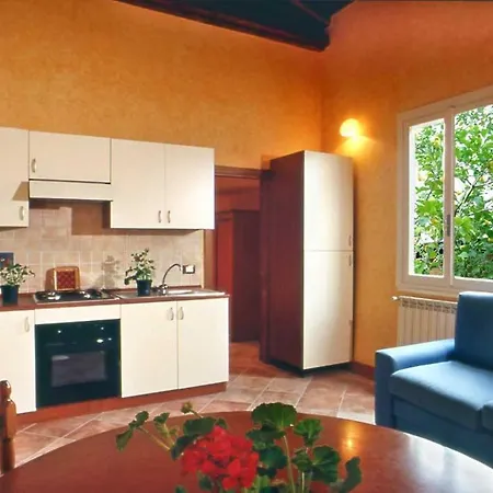 Vatican Low Cost Apartment Rom