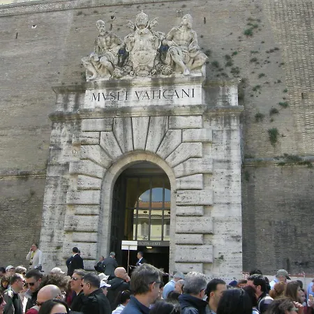 Apartment Vatican Low Cost Rome